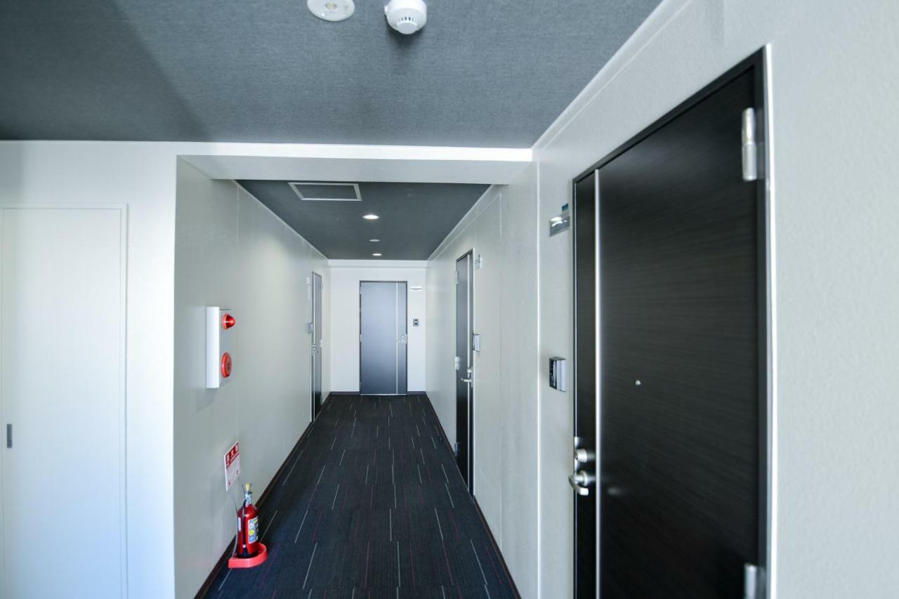 Momo Premium 401